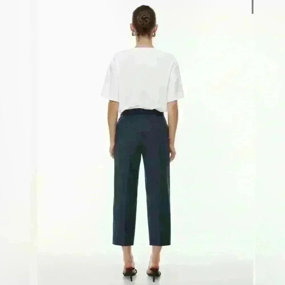 ARITZIA BABATON The Agency Crepe Cropped Pant in Navy